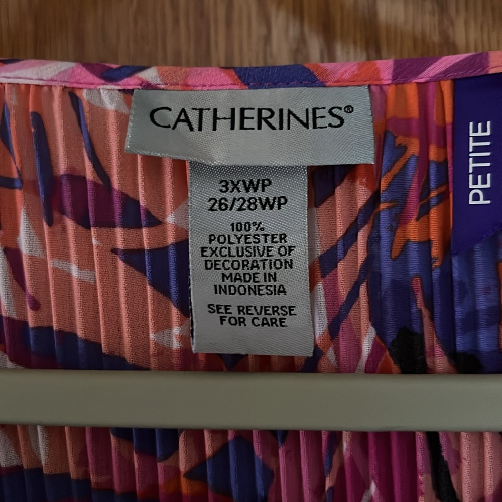 Blouse - Picture 2 of 3